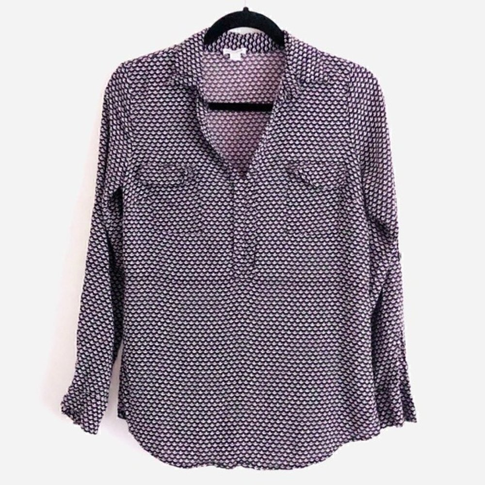 Splendid Long Sleeve Top Blouse M Tabbed Printed Pattern Rounded Hem